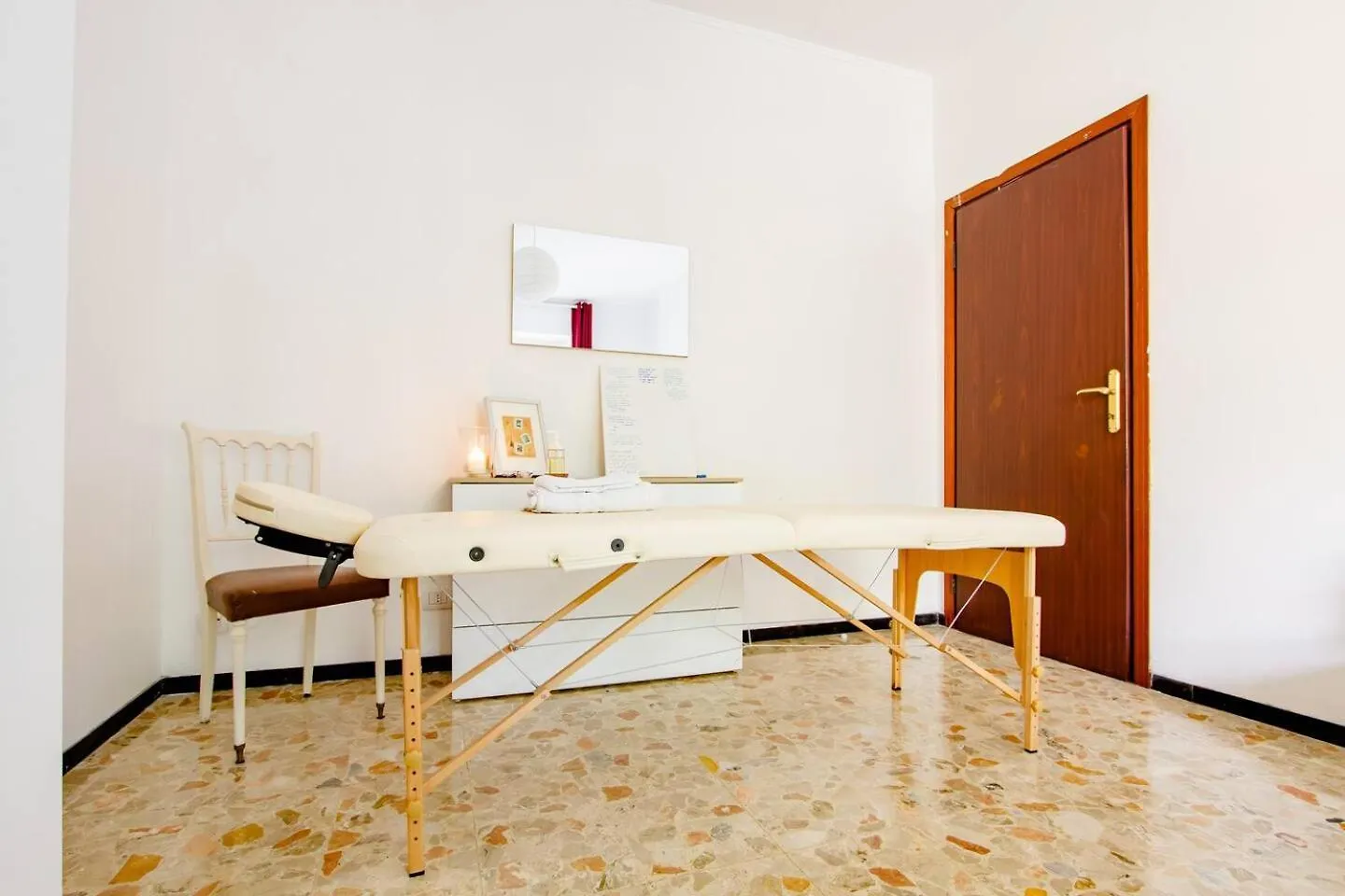 Homestay Quiet And Private Room In Milan